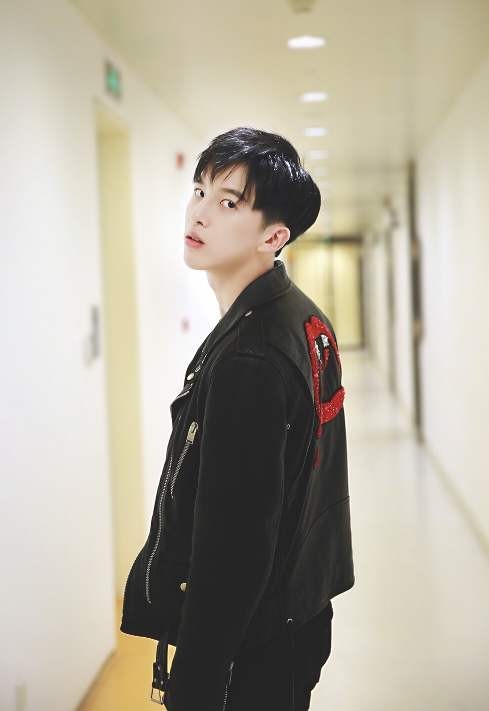 陈易木请求洛钦歌原谅,张昊天订婚宴……-时光与你都很甜之甜虐(续写)