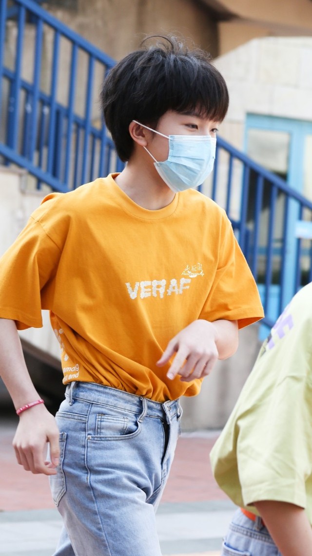 【赵冠羽】-tf:家族图集-话本小说网