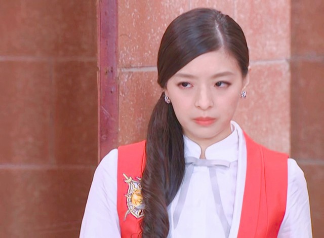 萌学园素材抱图关注