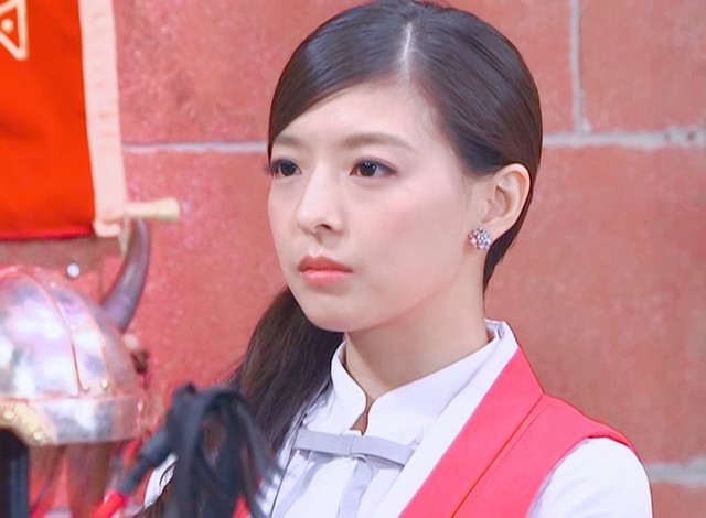 萌学园素材抱图关注