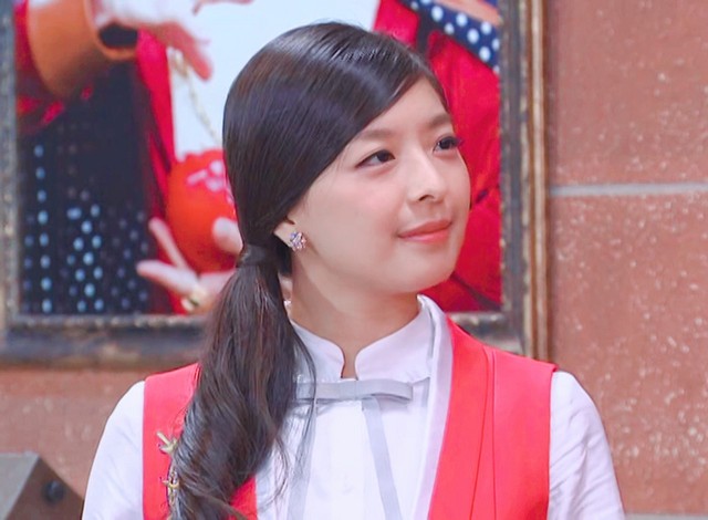 萌学园素材抱图关注