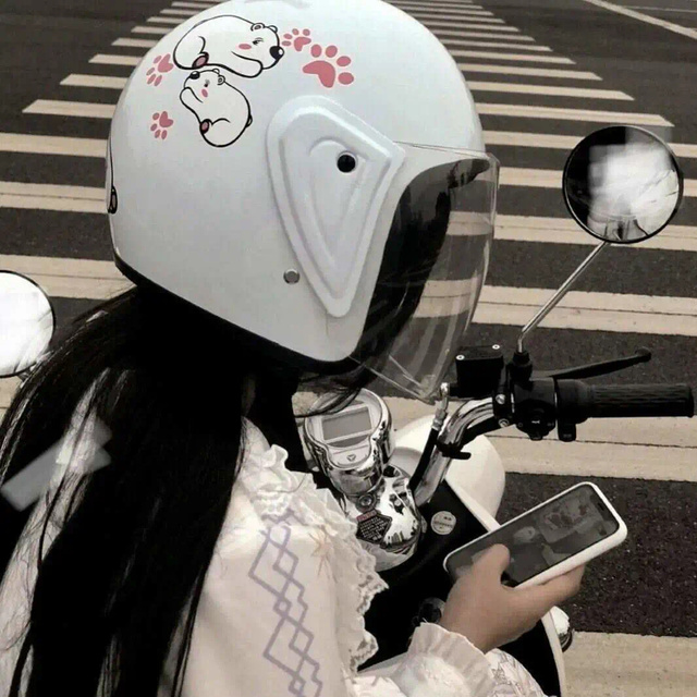 【头像】头盔女头.