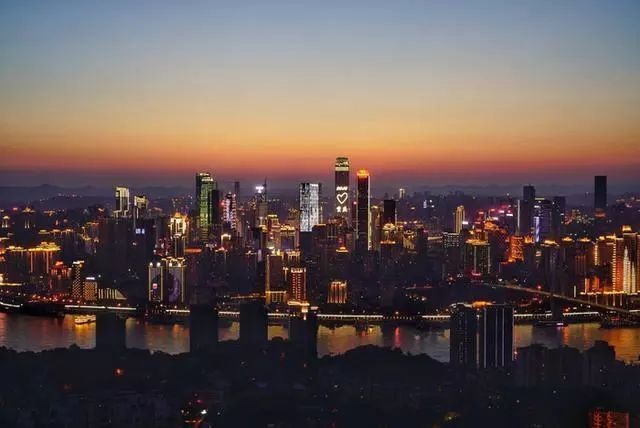 重庆时代峰峻大楼照片图片