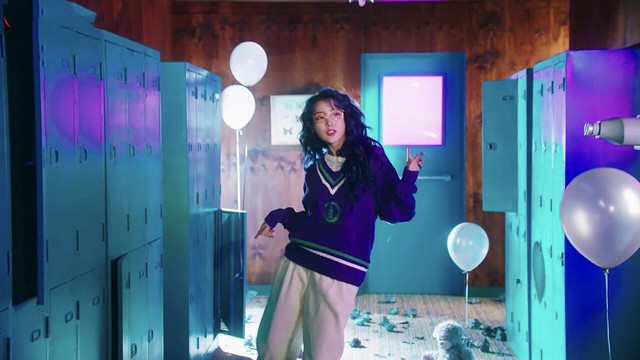 原↓ 别问我这为什么是横着的giao 调↓ 这个滤镜…… 有点像