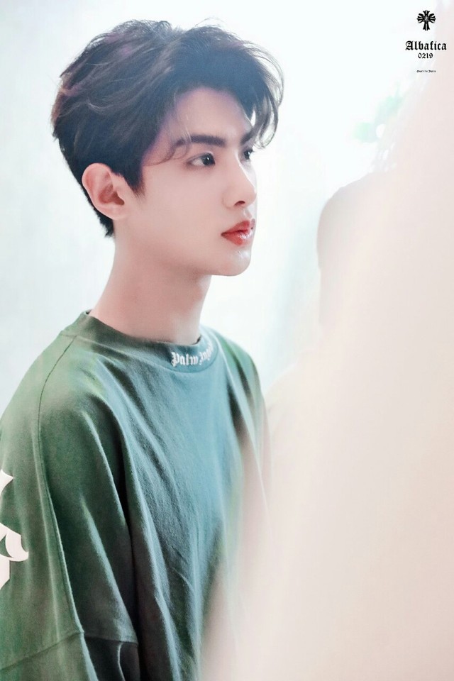 星河133%弄个明显点的-黄明昊:星河皆是你-话本小说网