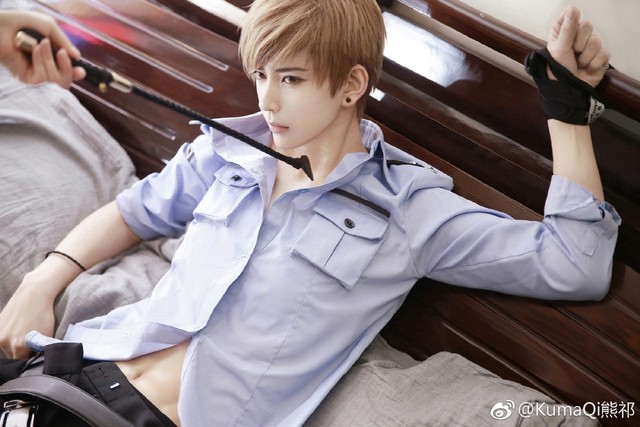 《恋与制作人》--白起(制服篇)-熊祁小姐姐的美图库-话本小说网