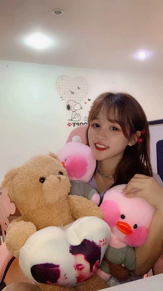 世叶破案萌小叶好的谢谢你 小猪(世贤妹妹)还有这个,我洗了几张照片