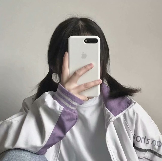 出单:【真人】手机挡脸女头