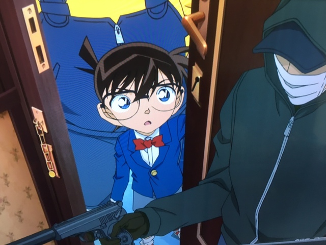 穿越名侦探柯南之帅气男神爱上我艾尔佳走后不久,门铃响了,开门发现没