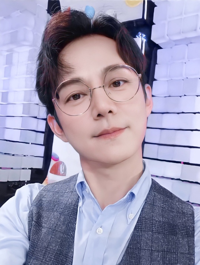 何炅-电影一-艾美一999最新章节-免费小说-全文免费阅读-艾美一999