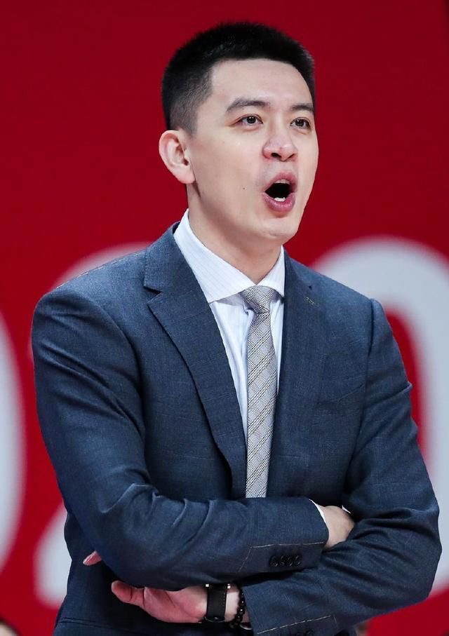 年轻时候的杨鸣2