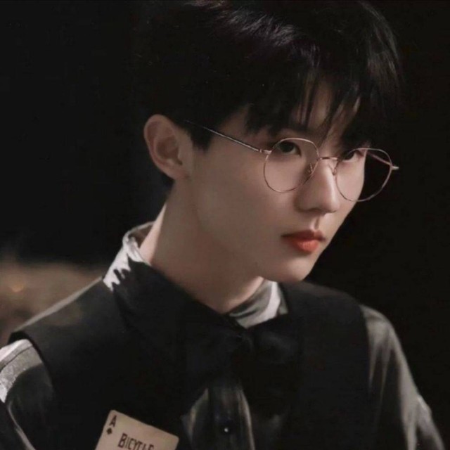 马嘉祺头像马哥1212生日快乐