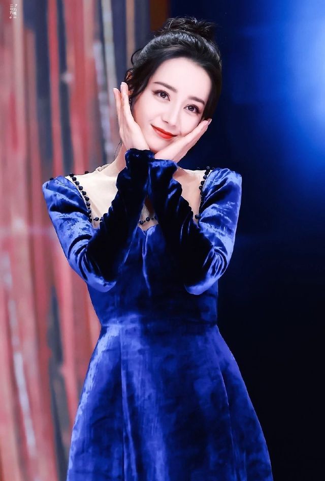 甜甜明星神图收藏馆