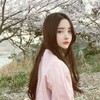 女同学1