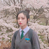 张釉拉