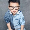 金珉锡（小时候）