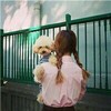 女同学乙