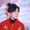 易烊千玺