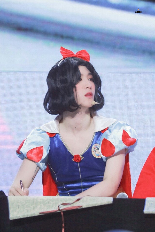 范丞丞(白雪公主)