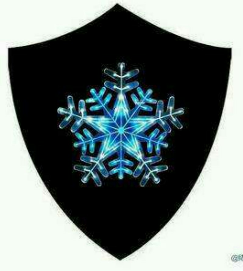 萌学园之冰娜公主 陶喜儿掀起手上的衣服 乌克娜娜真的是冰诺娃的图腾