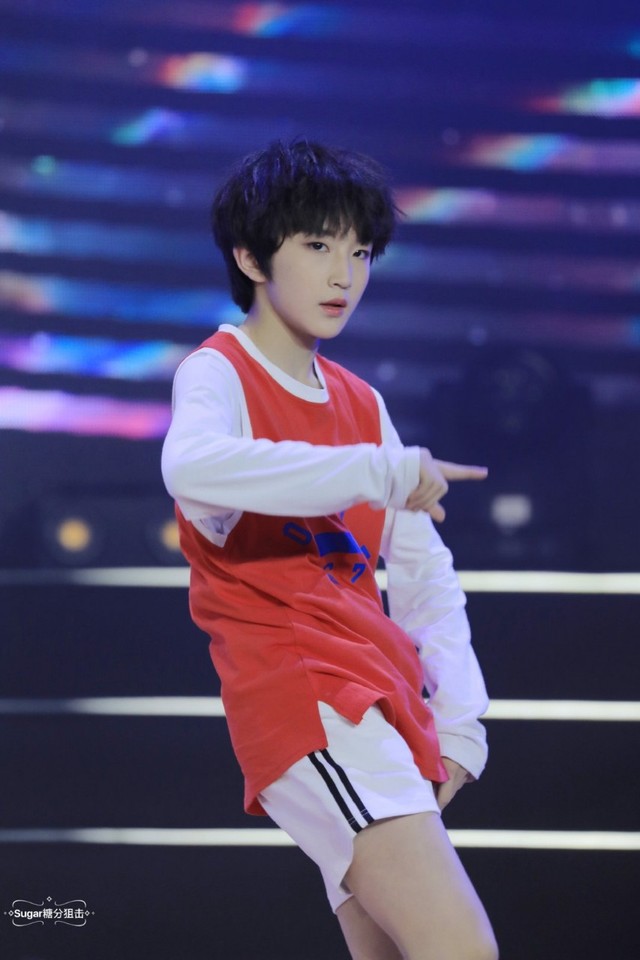 【赵冠羽】舞台-tf:家族图集-话本小说网