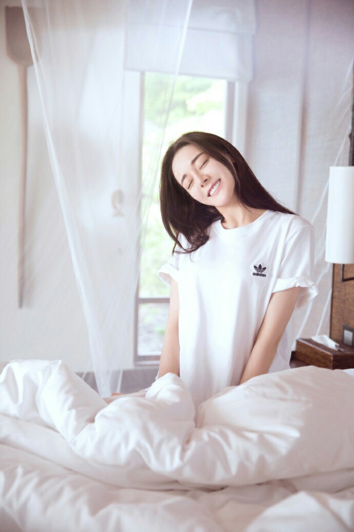 明星同人小说 星子的泪 热巴哼╭(╯^╰)╮不理你 热巴睡觉觉 张艺兴