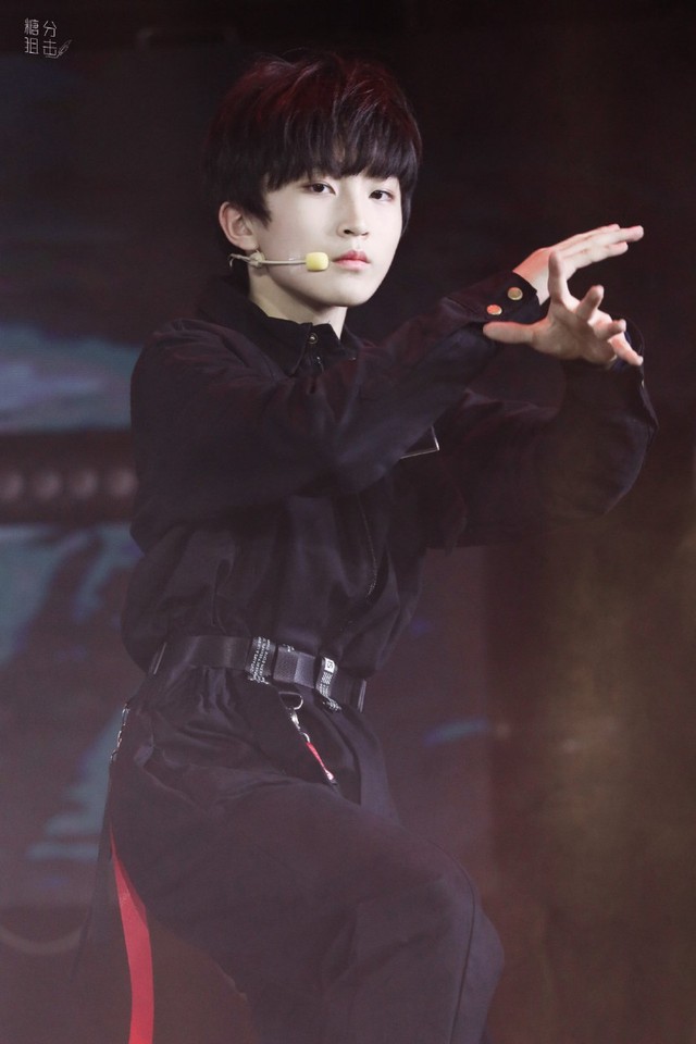 【赵冠羽】舞台-tf:家族图集-话本小说网