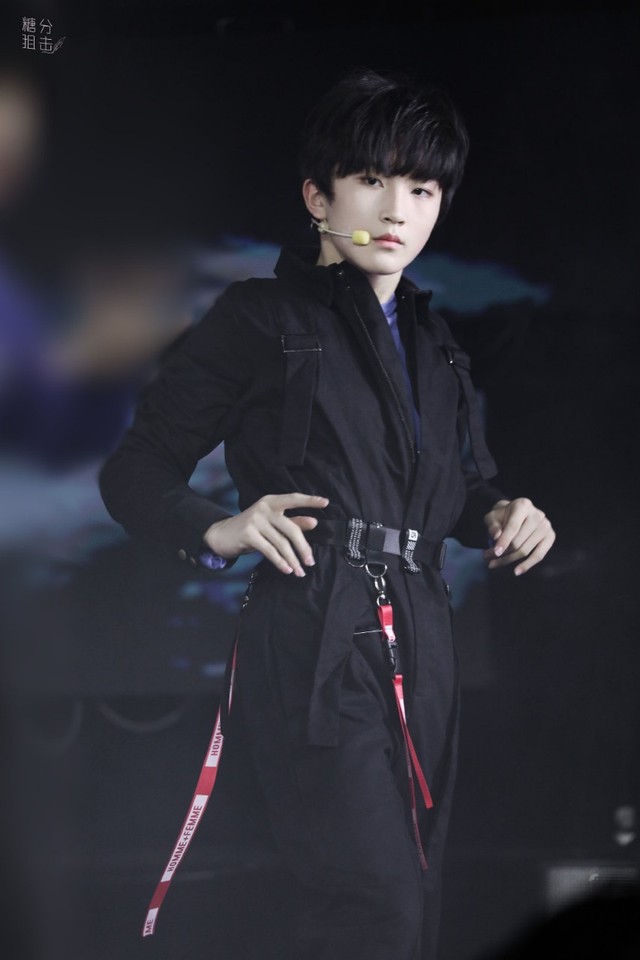 【赵冠羽】舞台-tf:家族图集-话本小说网