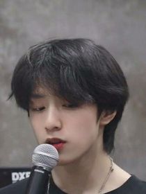 站在时光里的少年