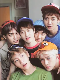 EXO：不一样的人生