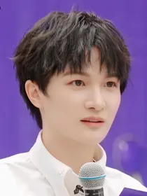 周深周浅的校园小说