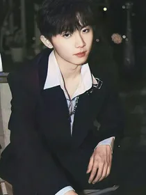 马嘉祺：不听话的小猫