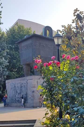 ५꒰۶⁎⁼̴̀ω⁼̴́⁎꒱۶