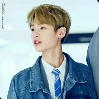 黄明昊