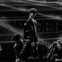 霸道总裁敖子逸